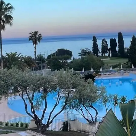 Cap Esterel : Magnifique Vue 2 Pcs Climatise / 5 Pers *