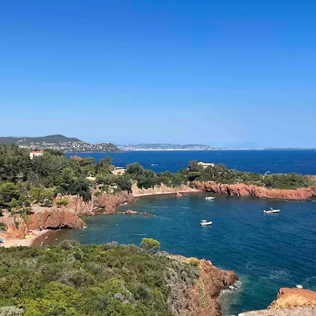 Apartment Cap Esterel : Magnifique Vue 2 Pcs Climatise / 5 Pers Saint-Raphael (Var)